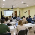 Alumnos adultos participando en cursos ECYL en Palencia